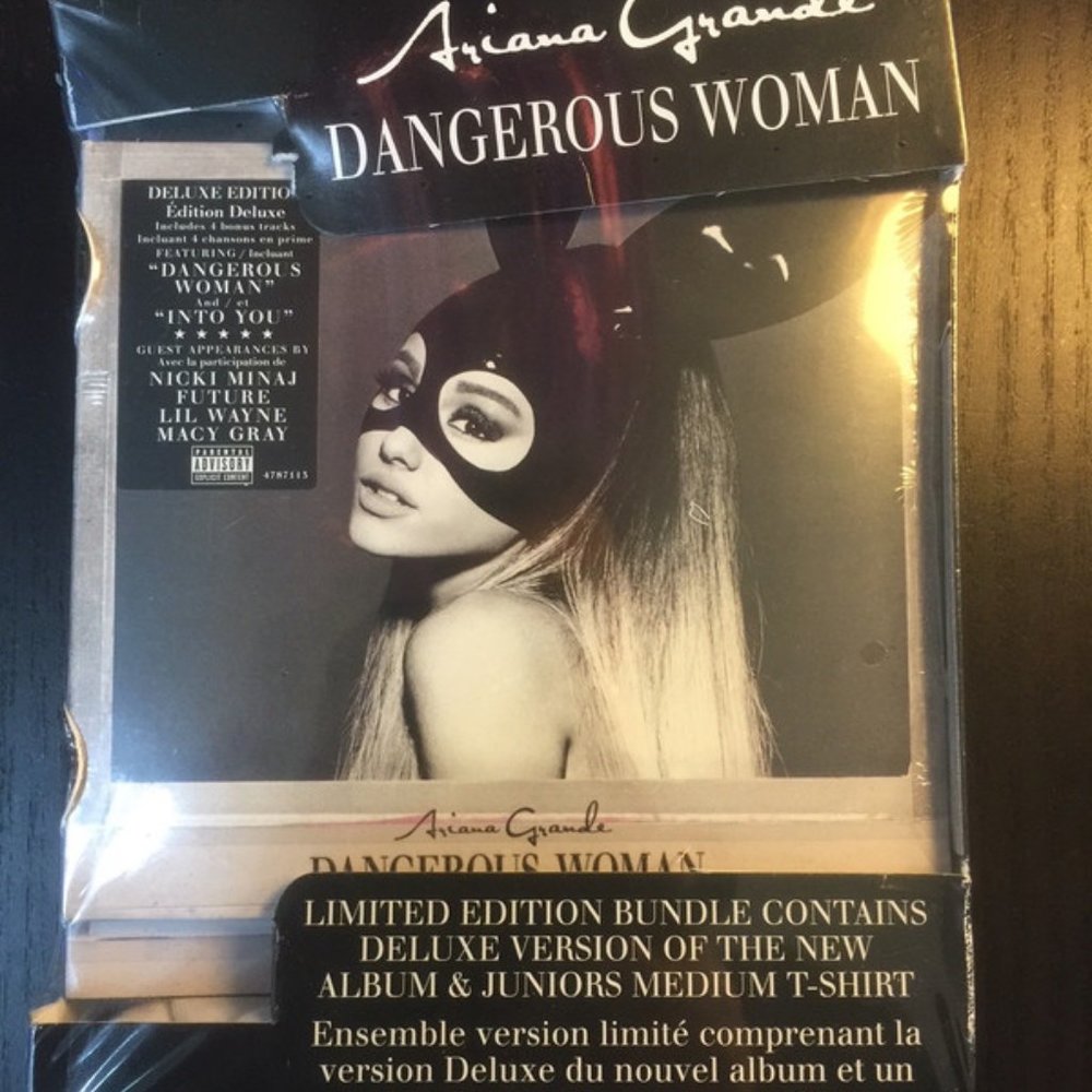 ariana grande fan box! Read description